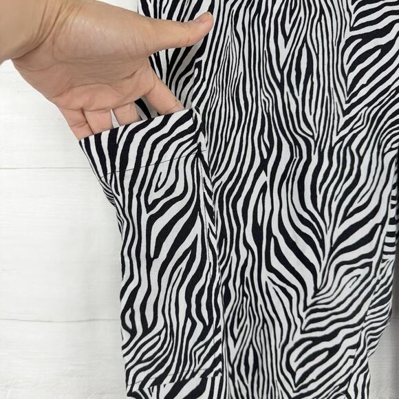 Michael Kors Womens Linen Blend Cargo Pants Plus Size 2X Zebra Print Casual - Picture 6 of 16